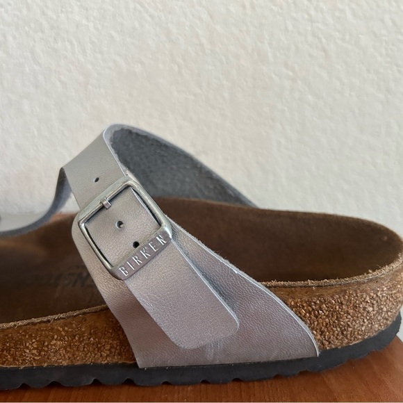 Birkenstock Gizeh Birko-Flor Silver Thong Sandal Size 37 Women's 6 Tan Suede Bed - Picture 6 of 11